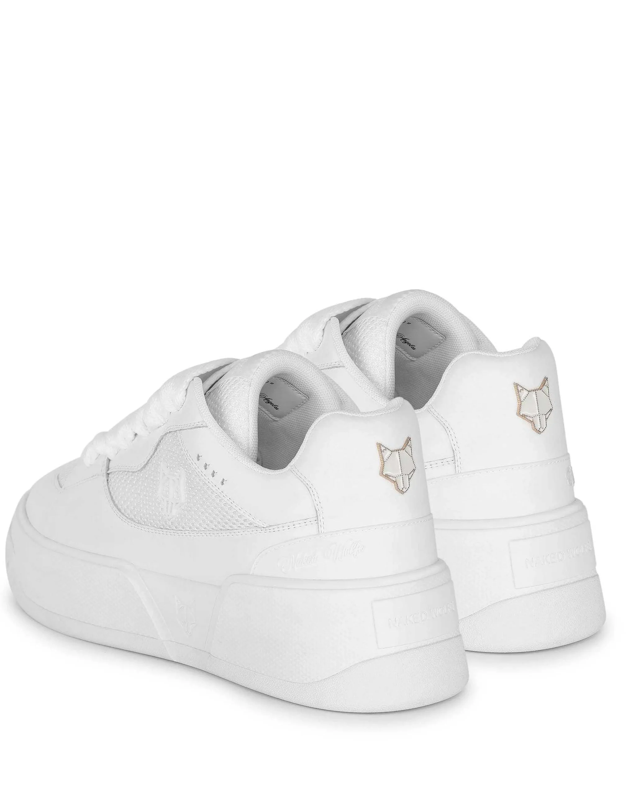 Kosa Signature White<Naked Wolfe Online