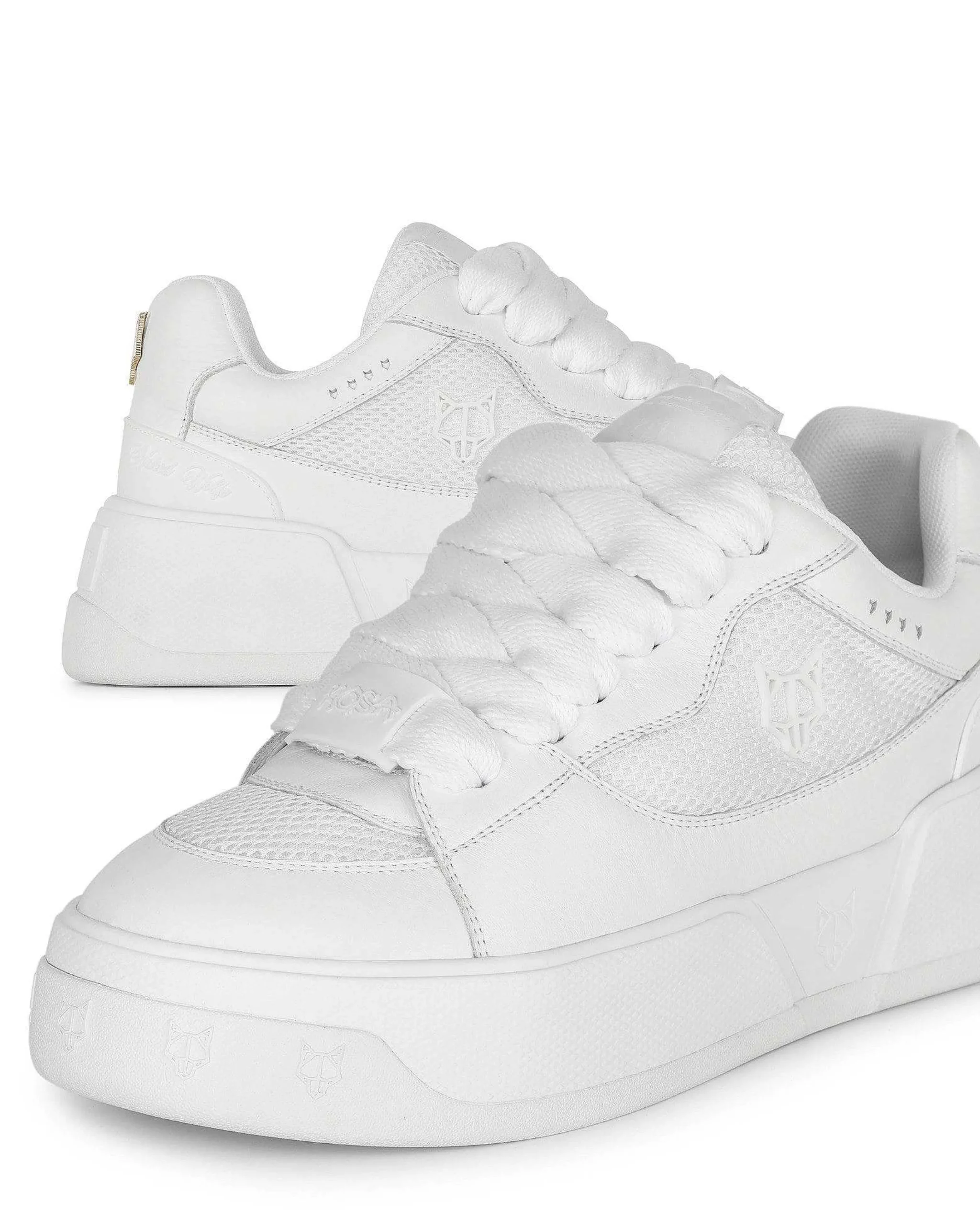 Kosa Signature White<Naked Wolfe Online