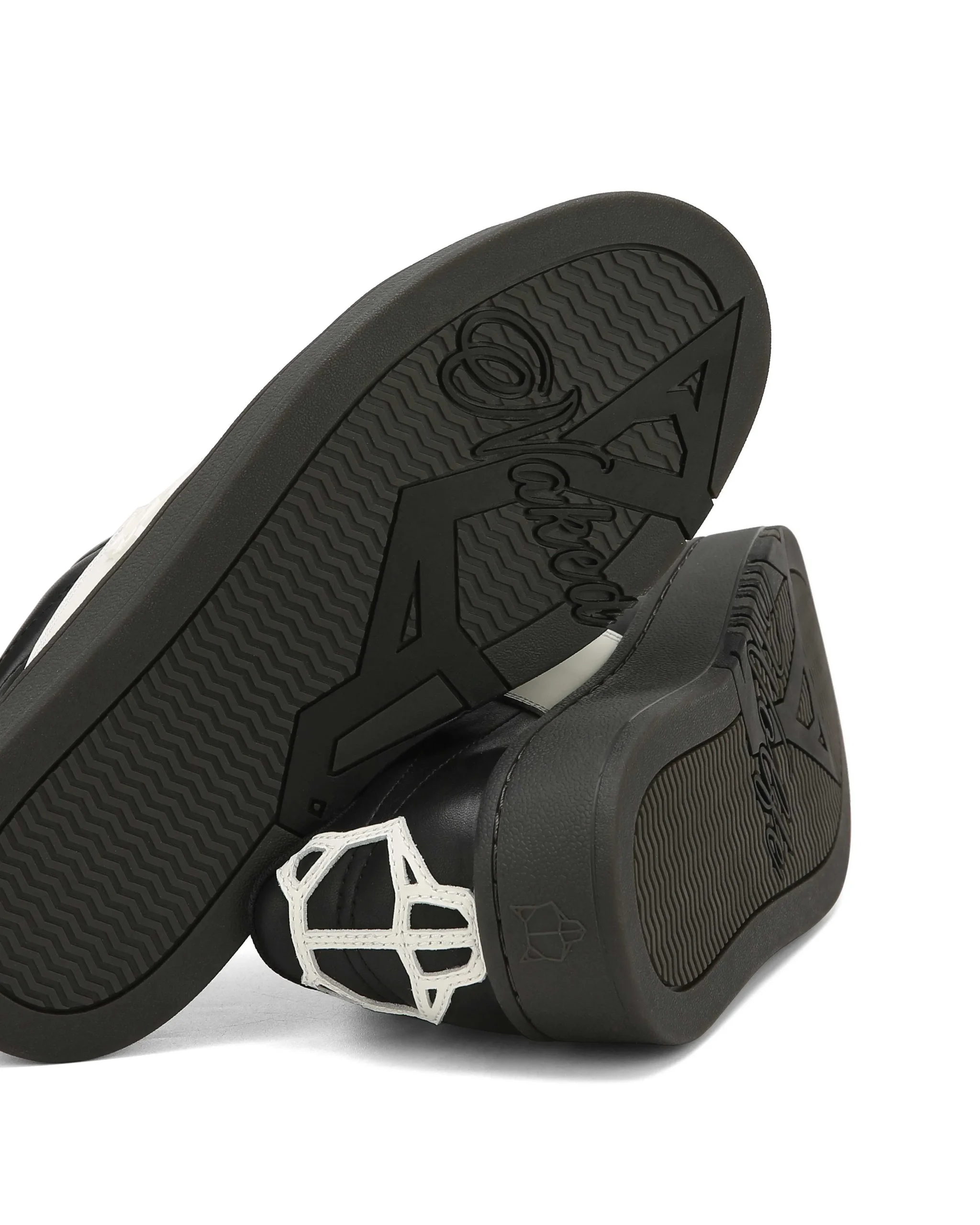Scuba Cow Leather & Suede Black<Naked Wolfe Outlet