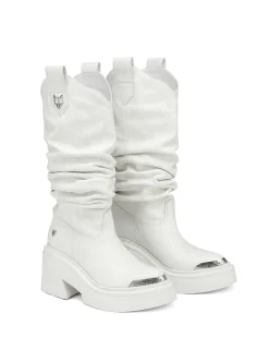 Stable White<Naked Wolfe Hot